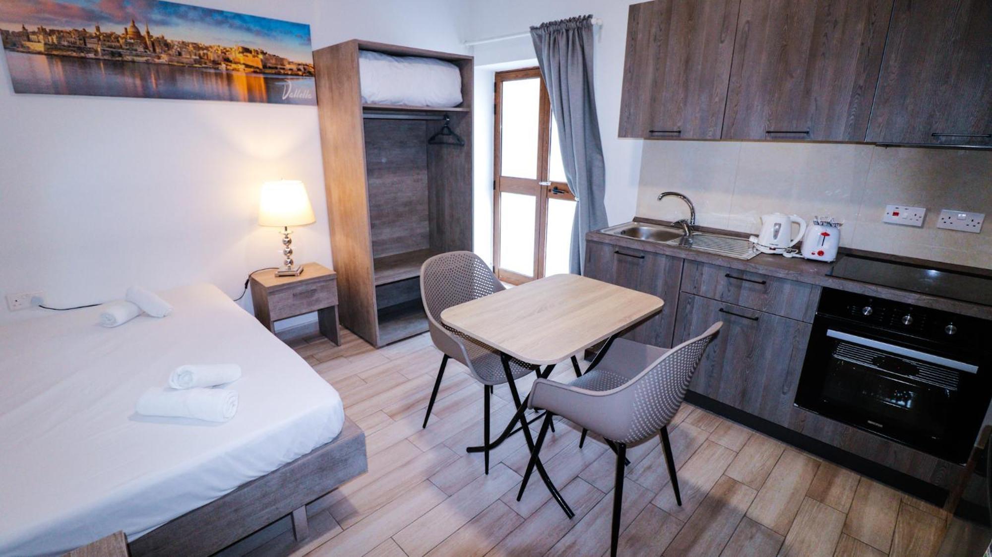 Napoli Suites Studios Aparthotel Saint Julian's Exterior foto