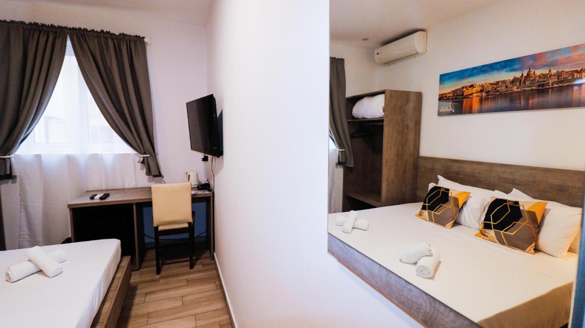 Napoli Suites Studios Aparthotel Saint Julian's Exterior foto
